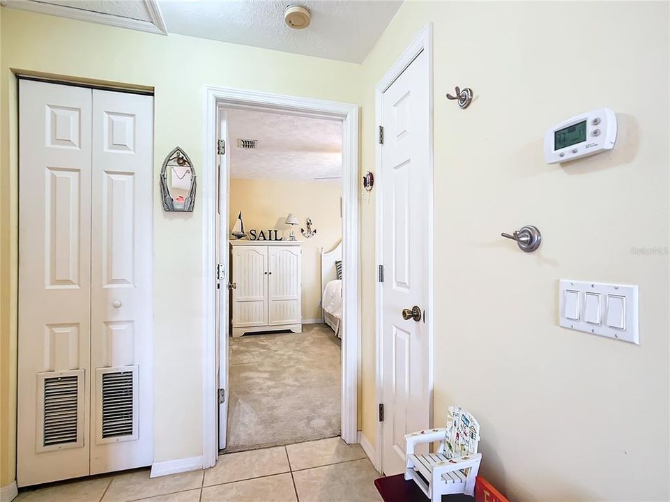 For Sale: $321,000 (2 beds, 2 baths, 1180 Square Feet)