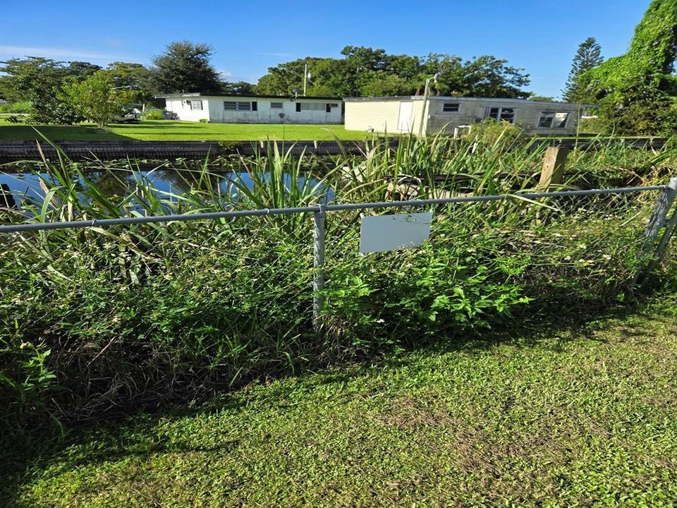 Active With Contract: $99,000 (3 beds, 2 baths, 1188 Square Feet)