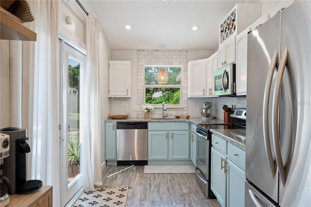 Pretty coastal-inspired kitchen