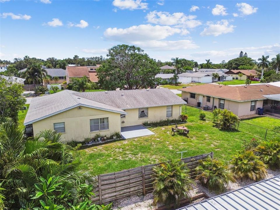 For Sale: $415,000 (3 beds, 2 baths, 1543 Square Feet)