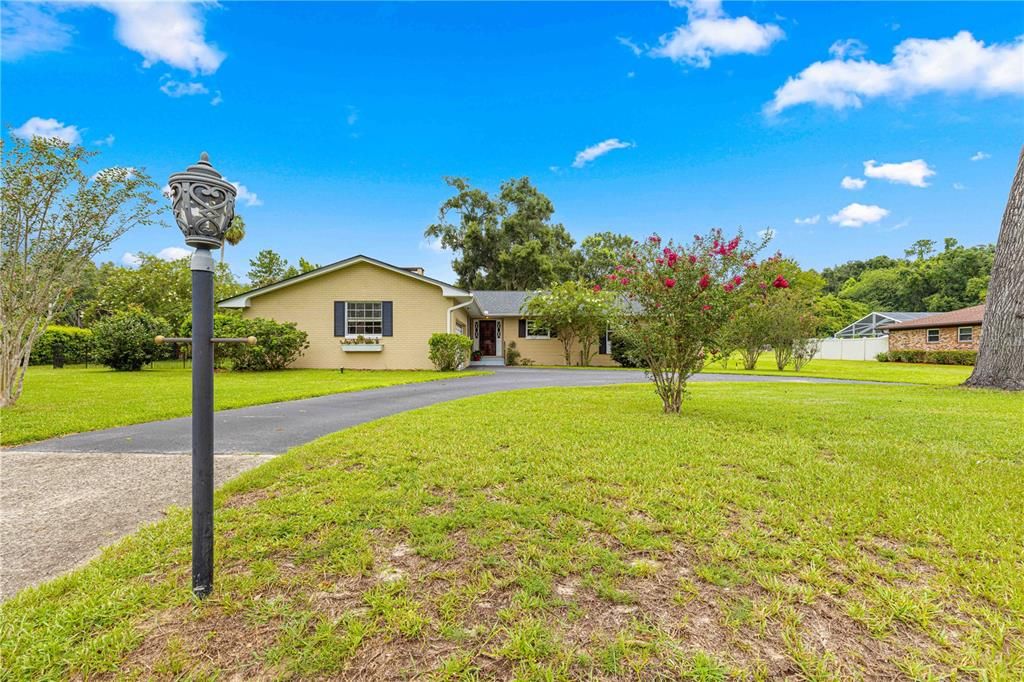 For Sale: $525,000 (3 beds, 2 baths, 2478 Square Feet)