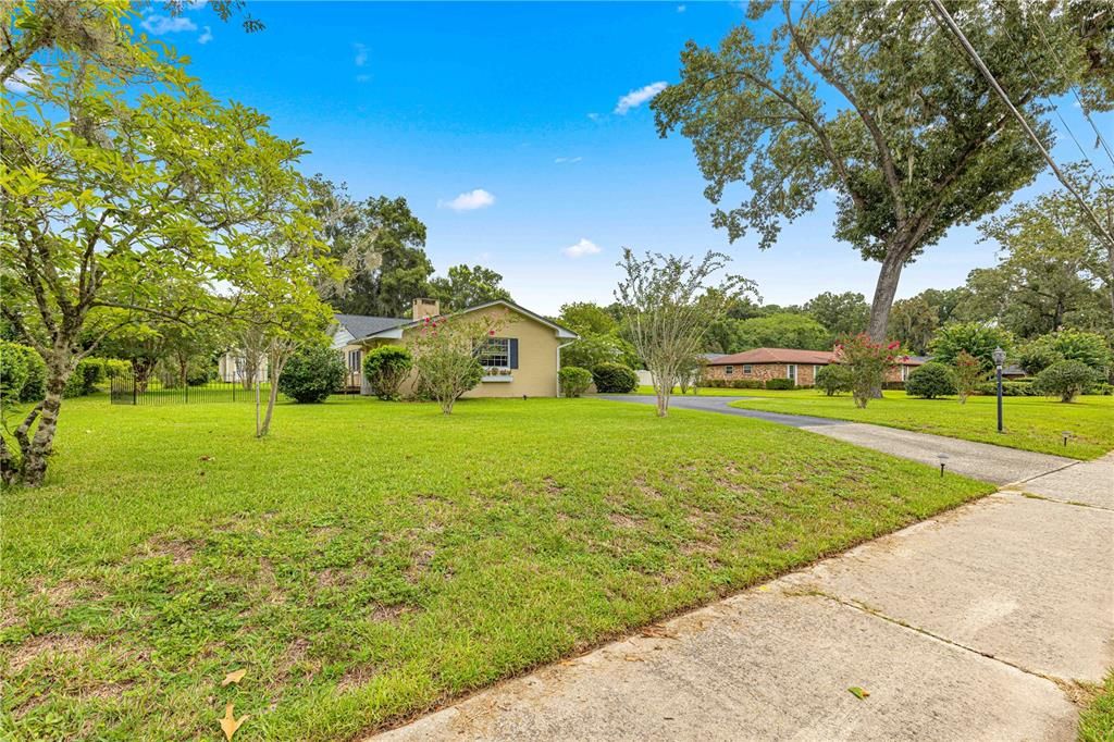 For Sale: $525,000 (3 beds, 2 baths, 2478 Square Feet)