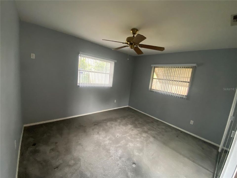 For Sale: $369,000 (2 beds, 2 baths, 1150 Square Feet)