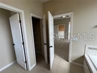 For Rent: $2,500 (3 beds, 2 baths, 1827 Square Feet)