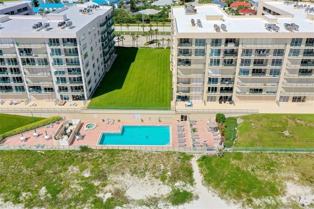 The Pool and lounge area