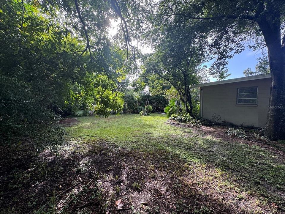 For Sale: $295,000 (3 beds, 2 baths, 1721 Square Feet)