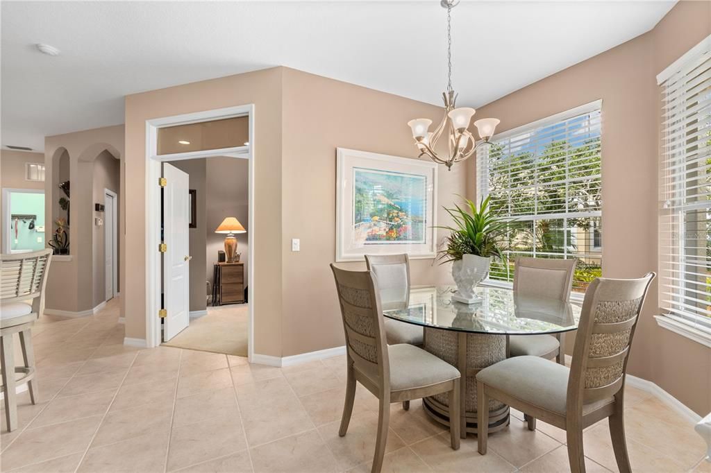 For Sale: $359,900 (2 beds, 2 baths, 1666 Square Feet)