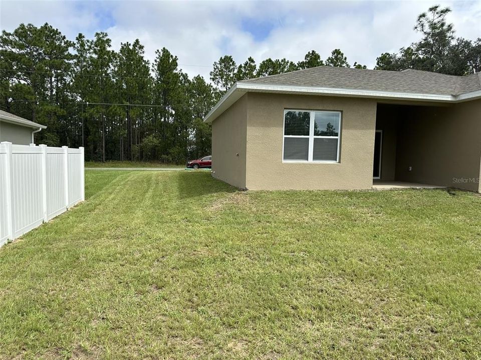 For Sale: $289,900 (4 beds, 2 baths, 1551 Square Feet)