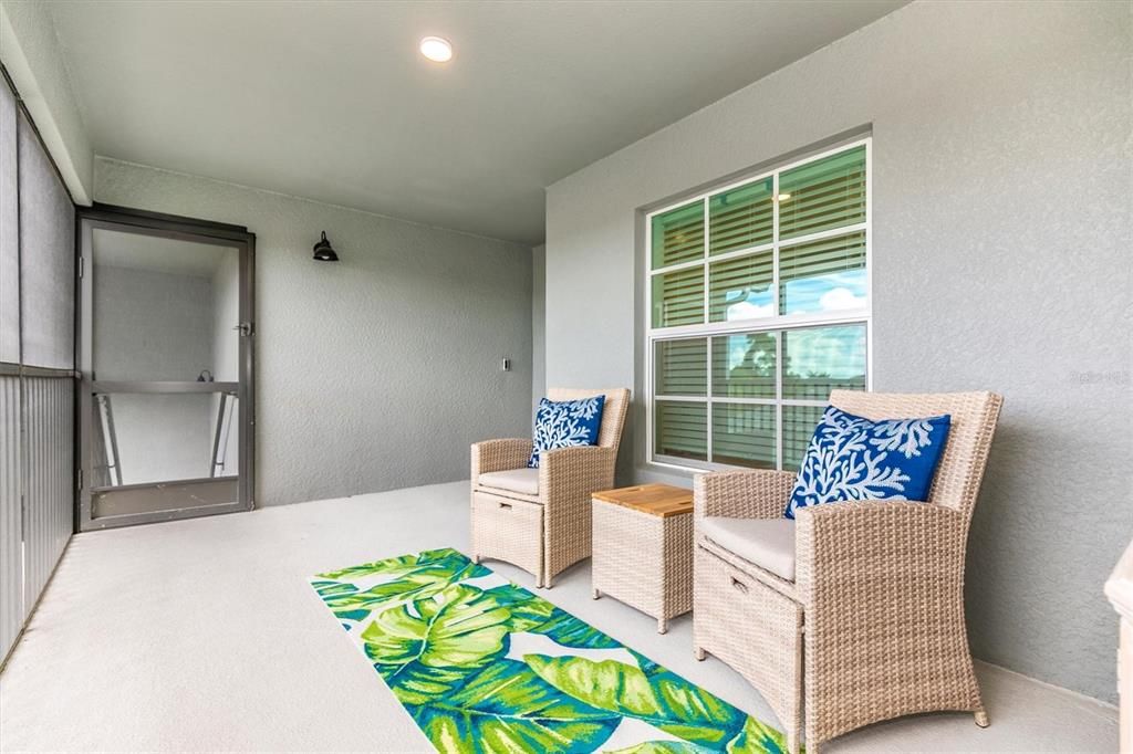 Front Screened in porch