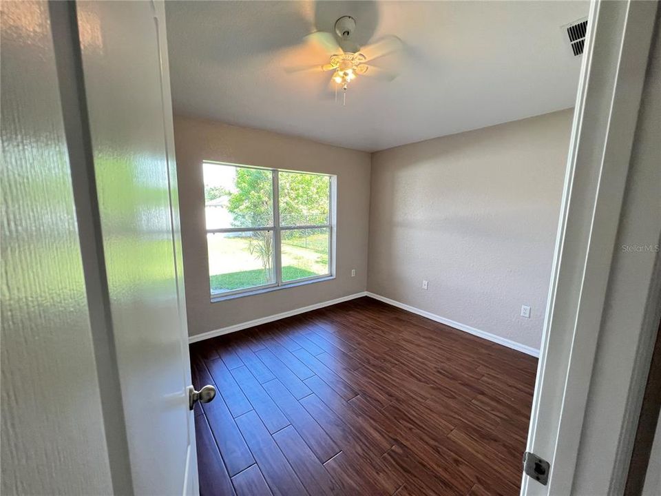 For Rent: $2,150 (3 beds, 2 baths, 1418 Square Feet)