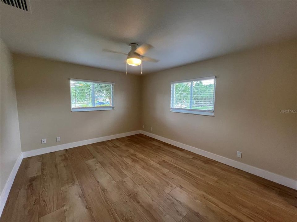 For Rent: $1,800 (2 beds, 2 baths, 1361 Square Feet)