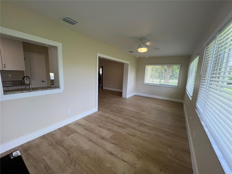 For Rent: $1,800 (2 beds, 2 baths, 1361 Square Feet)