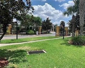 Active With Contract: $1,650 (2 beds, 2 baths, 1091 Square Feet)