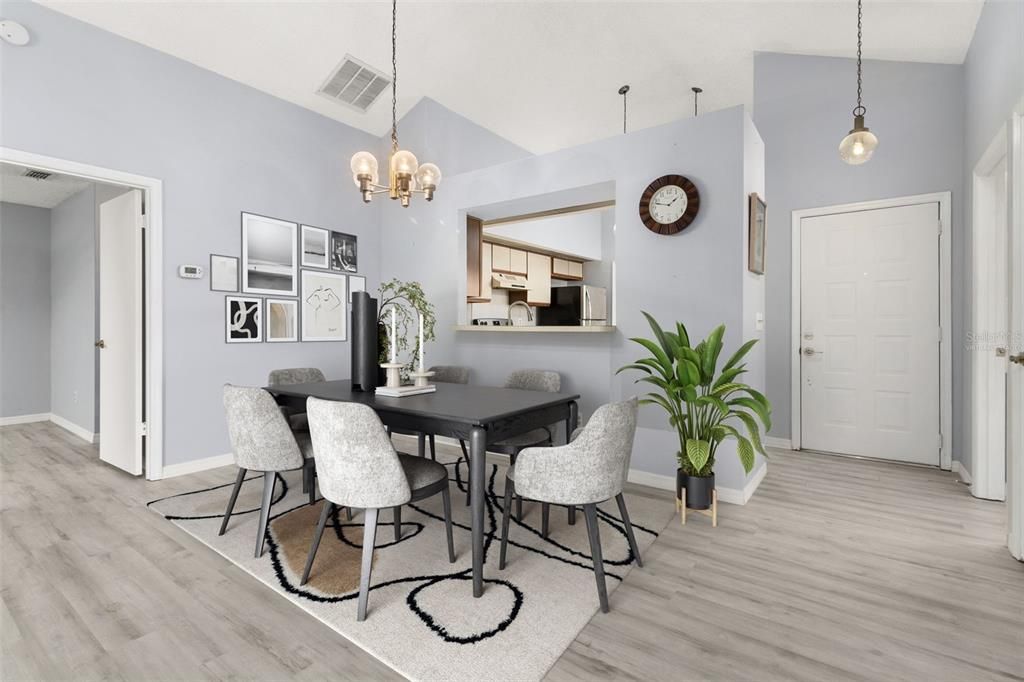 Virtually Staged Dinning Room