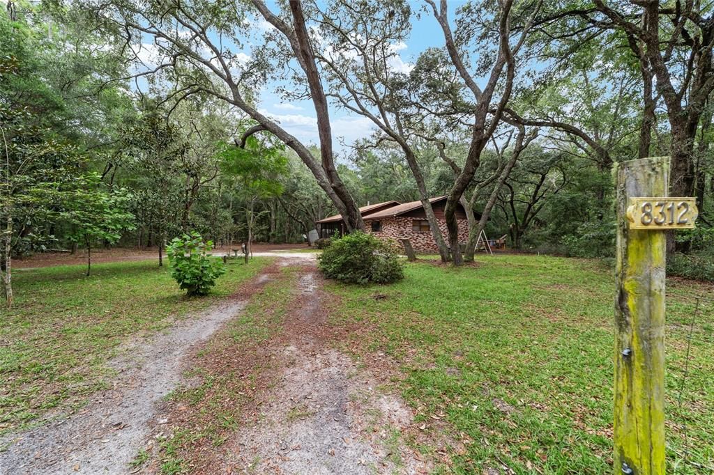 Active With Contract: $214,000 (2 beds, 2 baths, 1160 Square Feet)