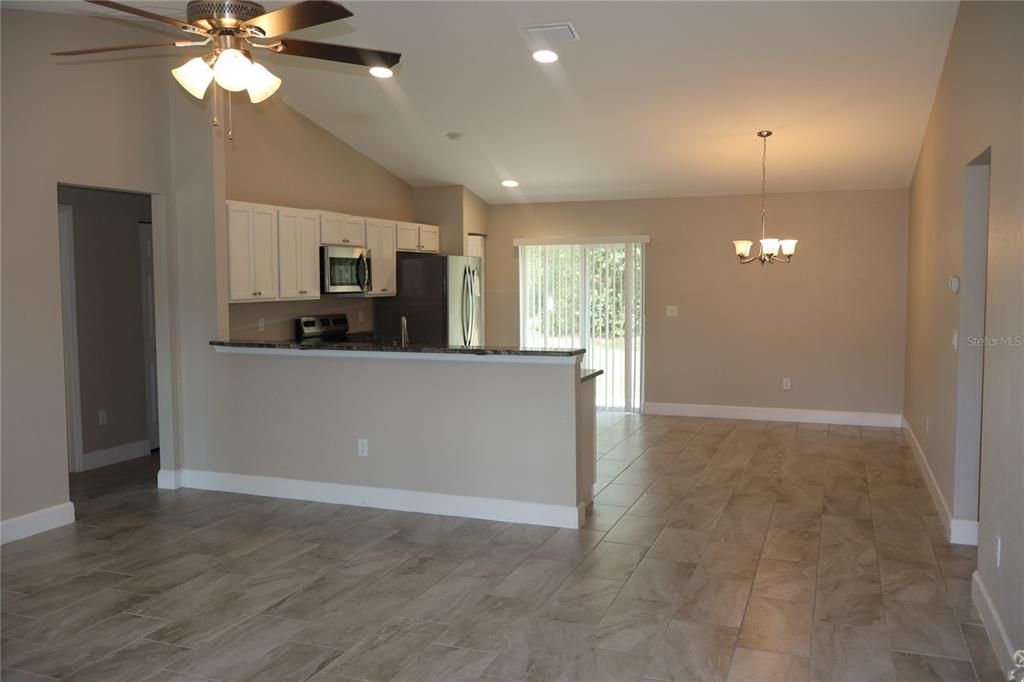 Active With Contract: $1,750 (3 beds, 2 baths, 1335 Square Feet)