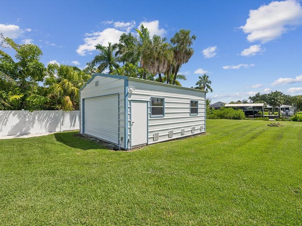 For Sale: $779,000 (2 beds, 2 baths, 1344 Square Feet)