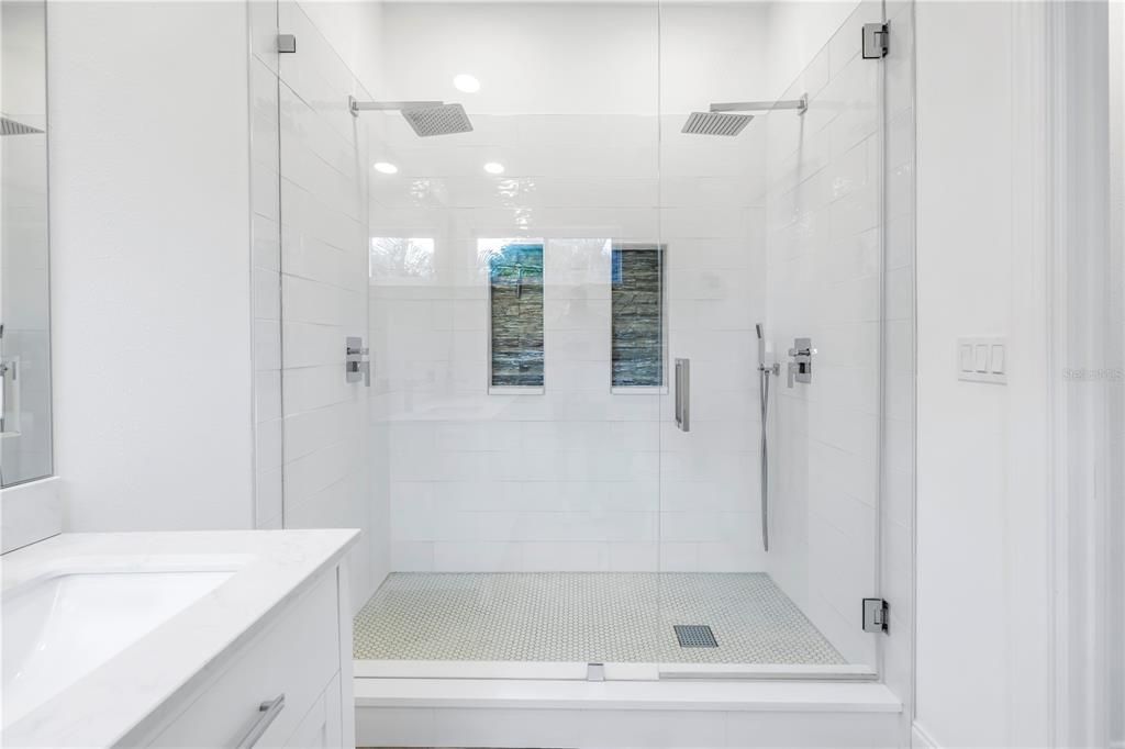 Active With Contract: $850,000 (2 beds, 2 baths, 1482 Square Feet)