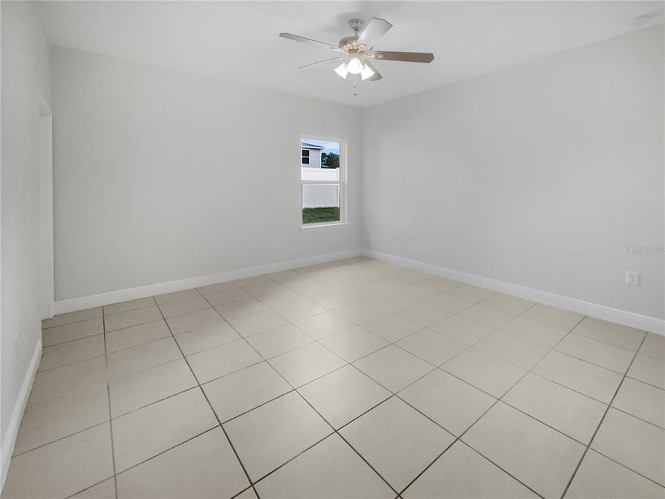 For Sale: $300,000 (3 beds, 2 baths, 1485 Square Feet)