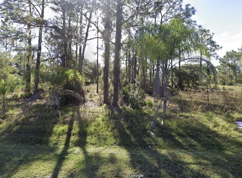 En Venta: $21,900 (0.55 acres)