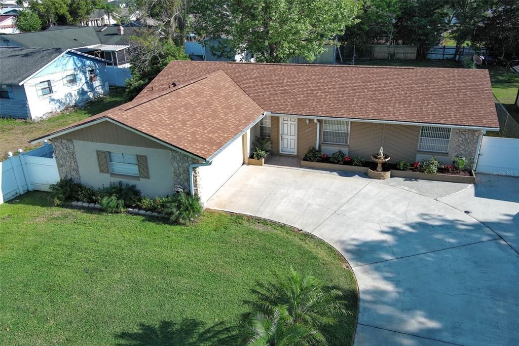 Active With Contract: $370,000 (3 beds, 2 baths, 1512 Square Feet)