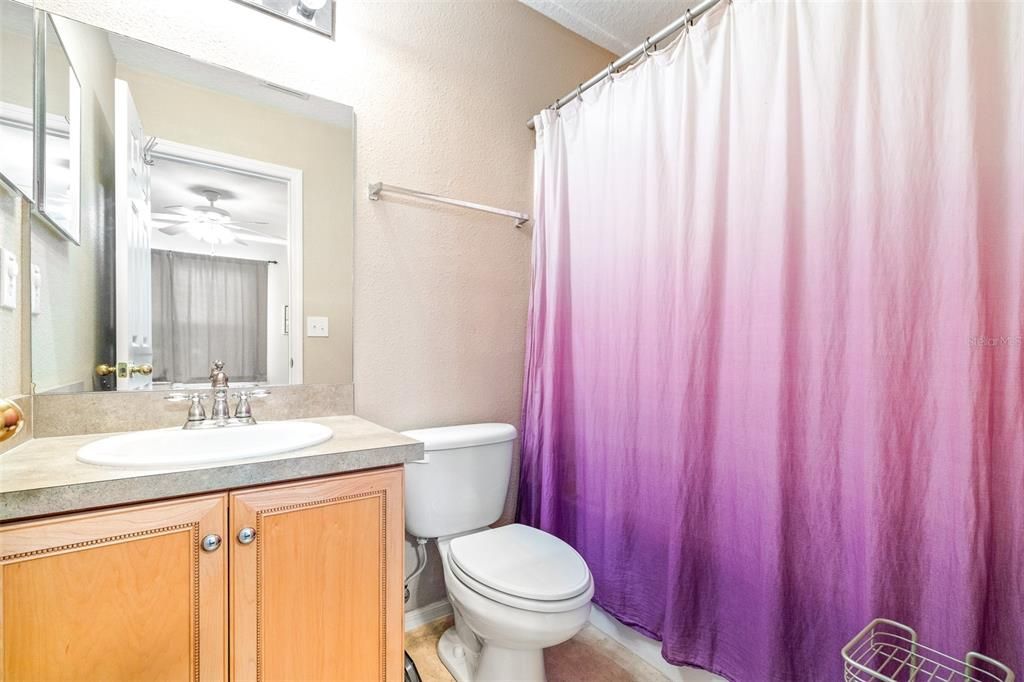 For Sale: $279,900 (2 beds, 2 baths, 1252 Square Feet)