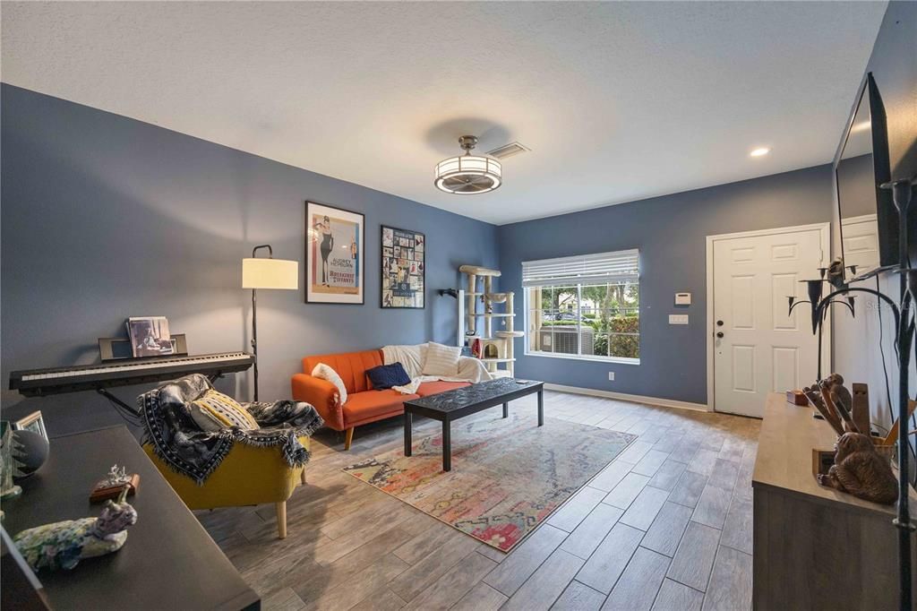 Living Room with wood look porcelain tile