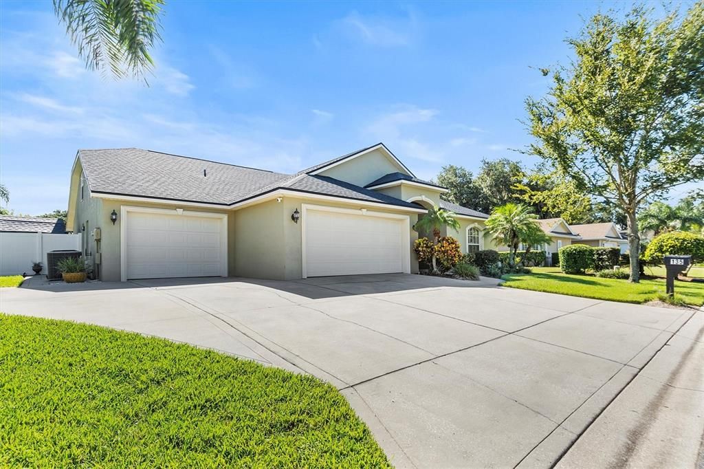 Active With Contract: $454,999 (4 beds, 3 baths, 2001 Square Feet)