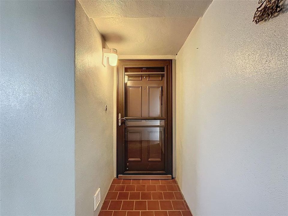 For Rent: $1,995 (2 beds, 2 baths, 1292 Square Feet)