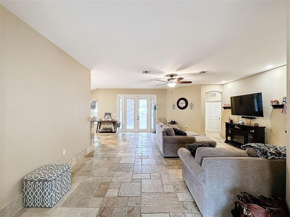 For Sale: $494,900 (4 beds, 2 baths, 2258 Square Feet)