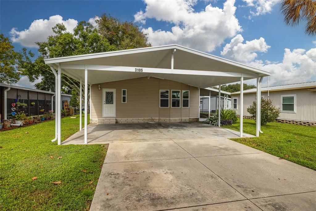 Active With Contract: $227,500 (3 beds, 2 baths, 1120 Square Feet)