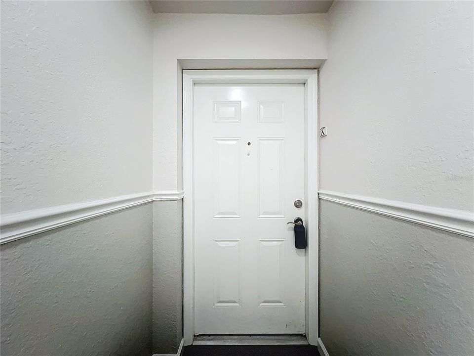 For Rent: $2,300 (2 beds, 2 baths, 1018 Square Feet)