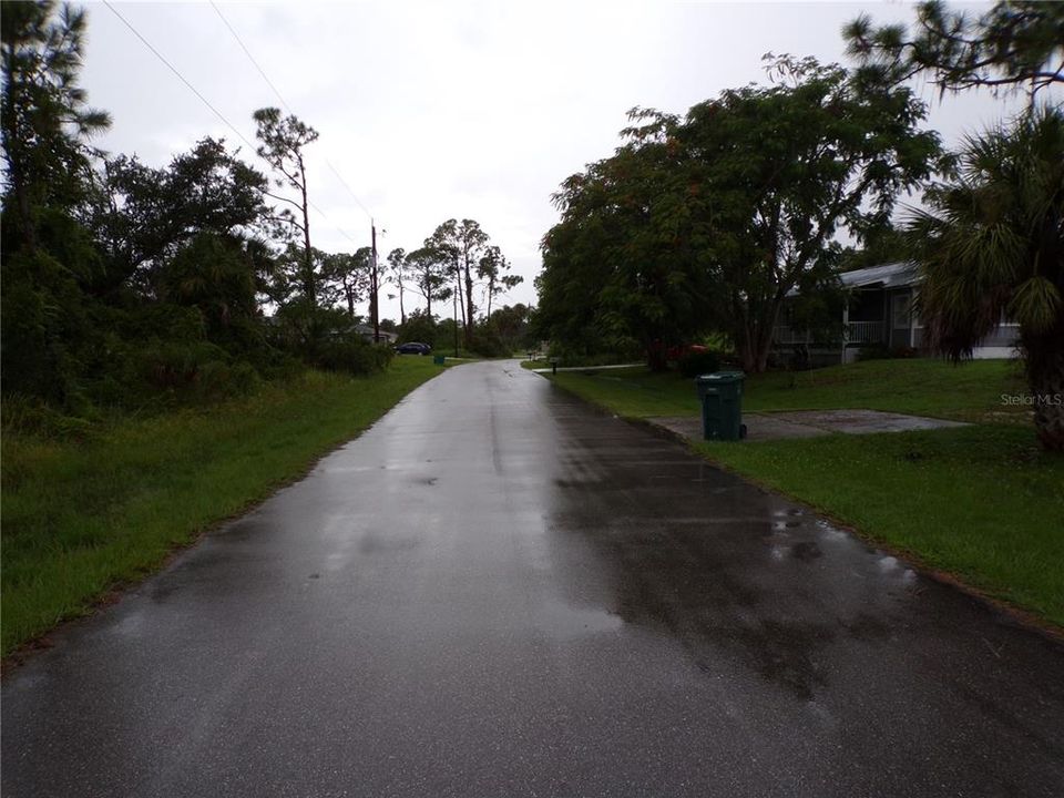 Activo con contrato: $14,990 (0.23 acres)