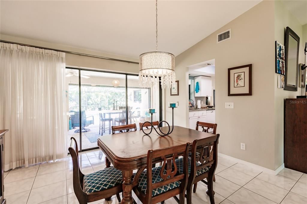 For Sale: $439,900 (3 beds, 2 baths, 1671 Square Feet)