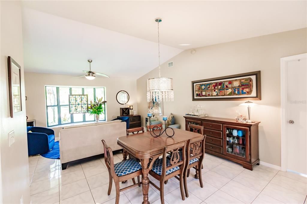 For Sale: $439,900 (3 beds, 2 baths, 1671 Square Feet)