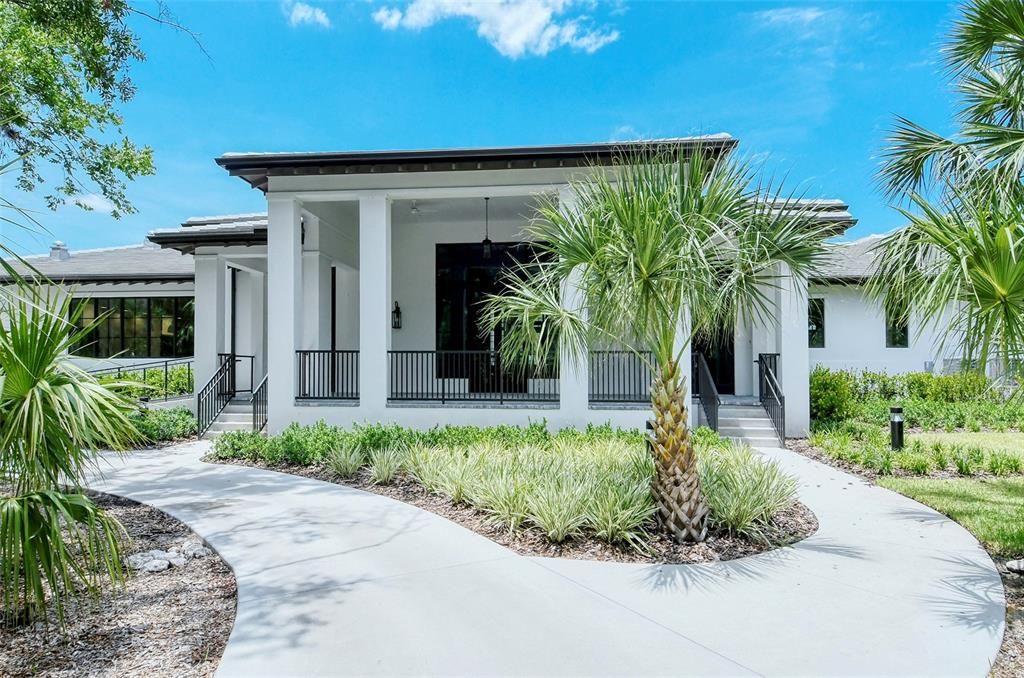 For Sale: $699,999 (3 beds, 2 baths, 2176 Square Feet)