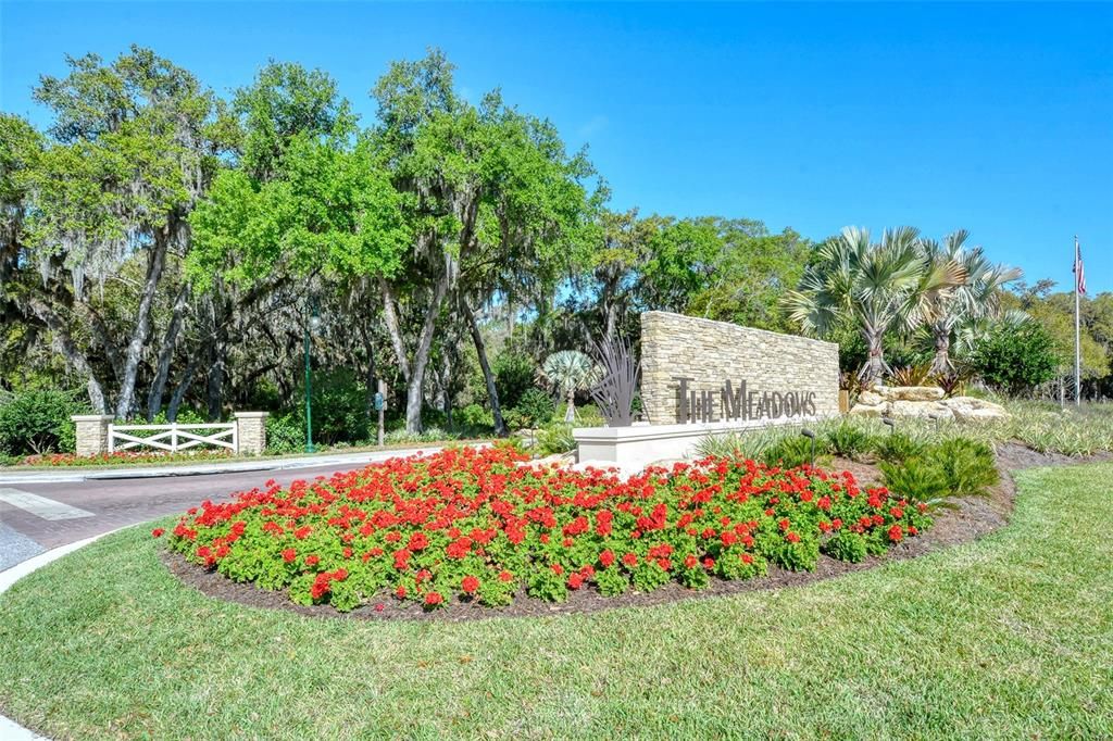 For Sale: $699,999 (3 beds, 2 baths, 2176 Square Feet)