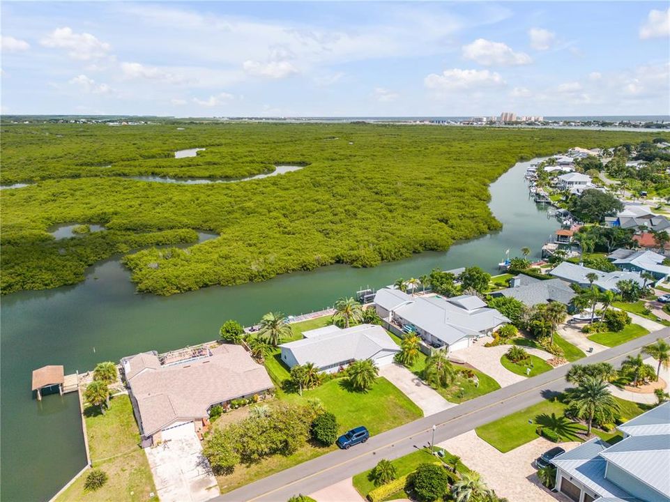 Active With Contract: $1,500,000 (3 beds, 3 baths, 1868 Square Feet)