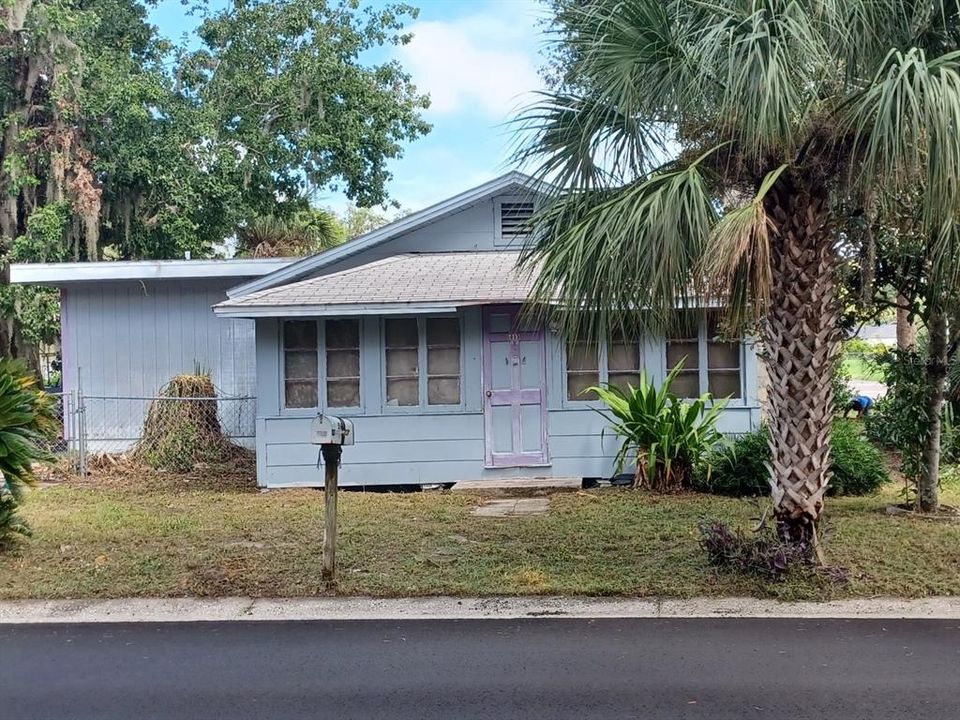 Active With Contract: $200,000 (2 beds, 2 baths, 1418 Square Feet)