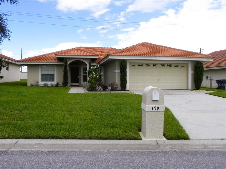 For Sale: $315,000 (3 beds, 2 baths, 1441 Square Feet)