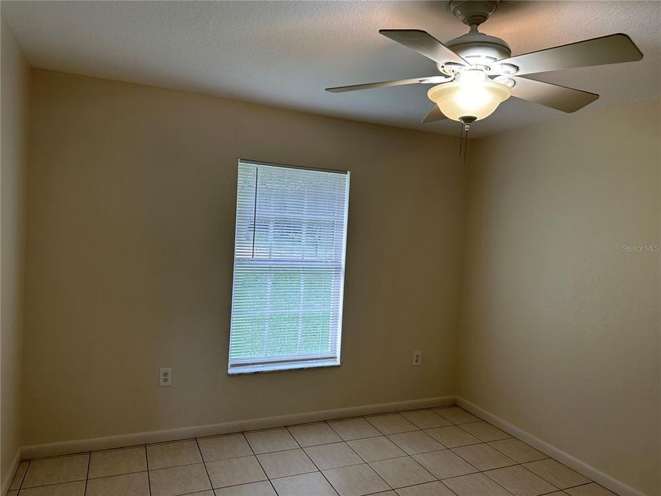 For Rent: $1,800 (3 beds, 2 baths, 1205 Square Feet)