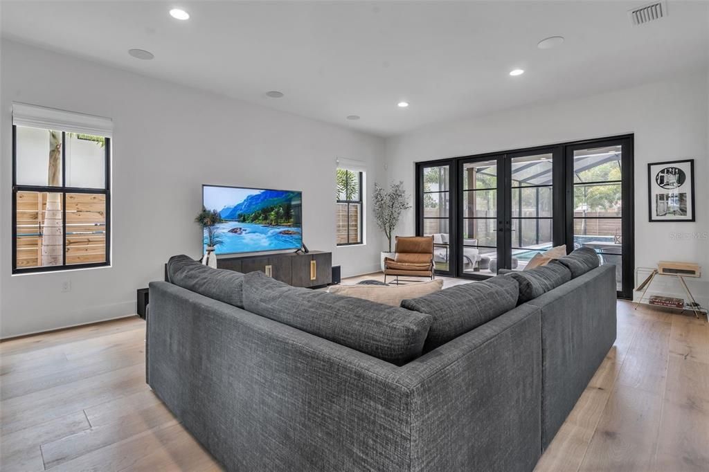 Active With Contract: $1,650,000 (4 beds, 4 baths, 3292 Square Feet)