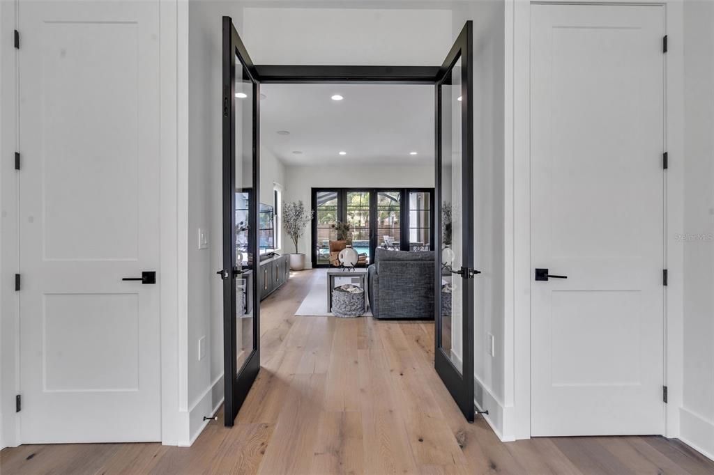 Active With Contract: $1,650,000 (4 beds, 4 baths, 3292 Square Feet)