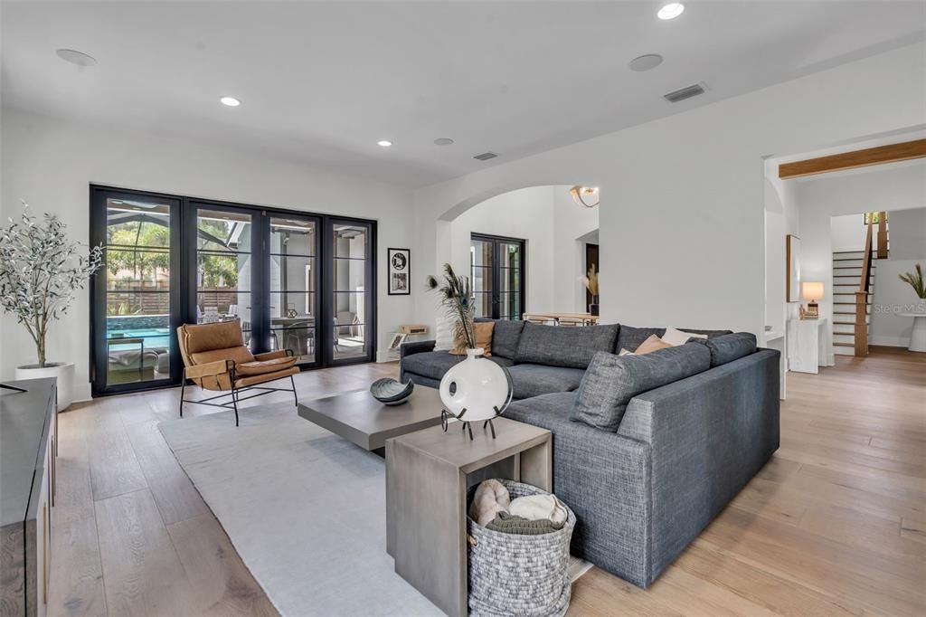 Active With Contract: $1,650,000 (4 beds, 4 baths, 3292 Square Feet)