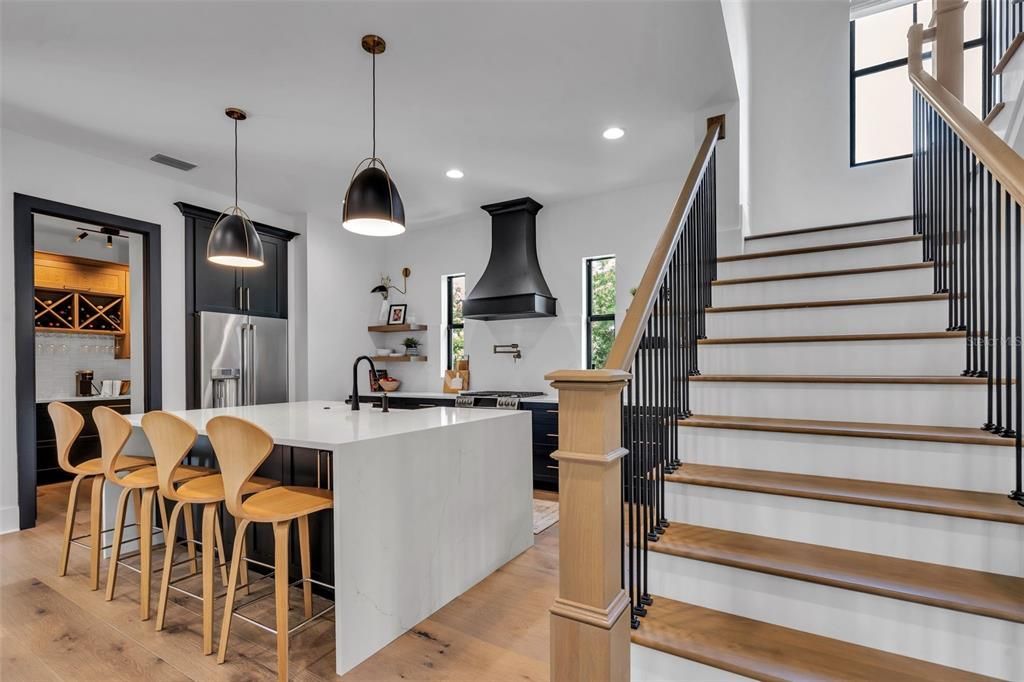 Active With Contract: $1,650,000 (4 beds, 4 baths, 3292 Square Feet)