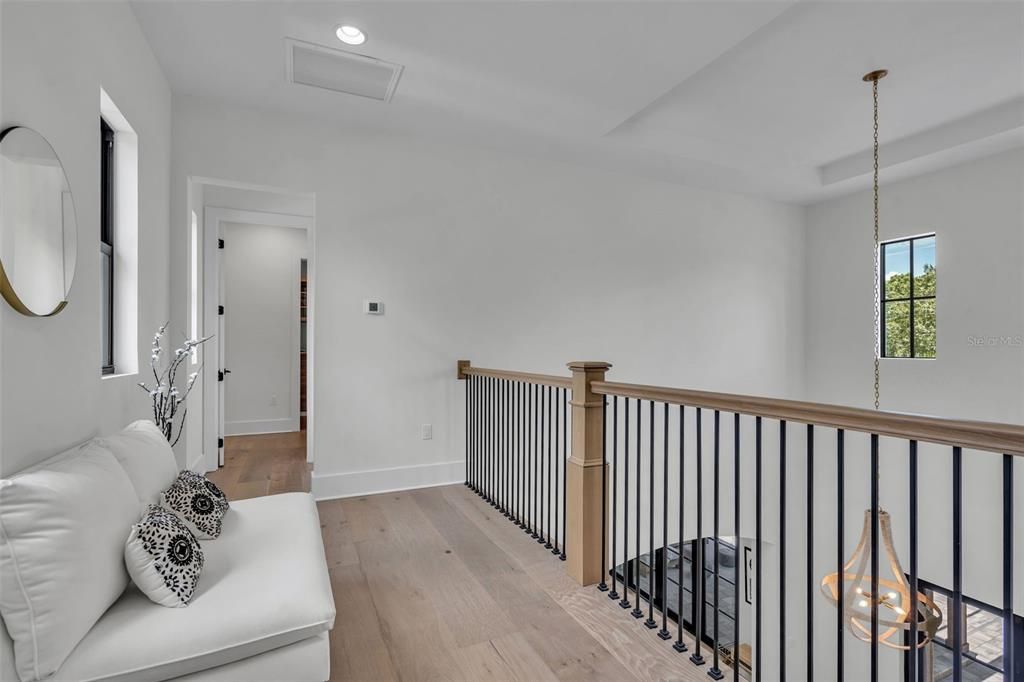 Active With Contract: $1,650,000 (4 beds, 4 baths, 3292 Square Feet)