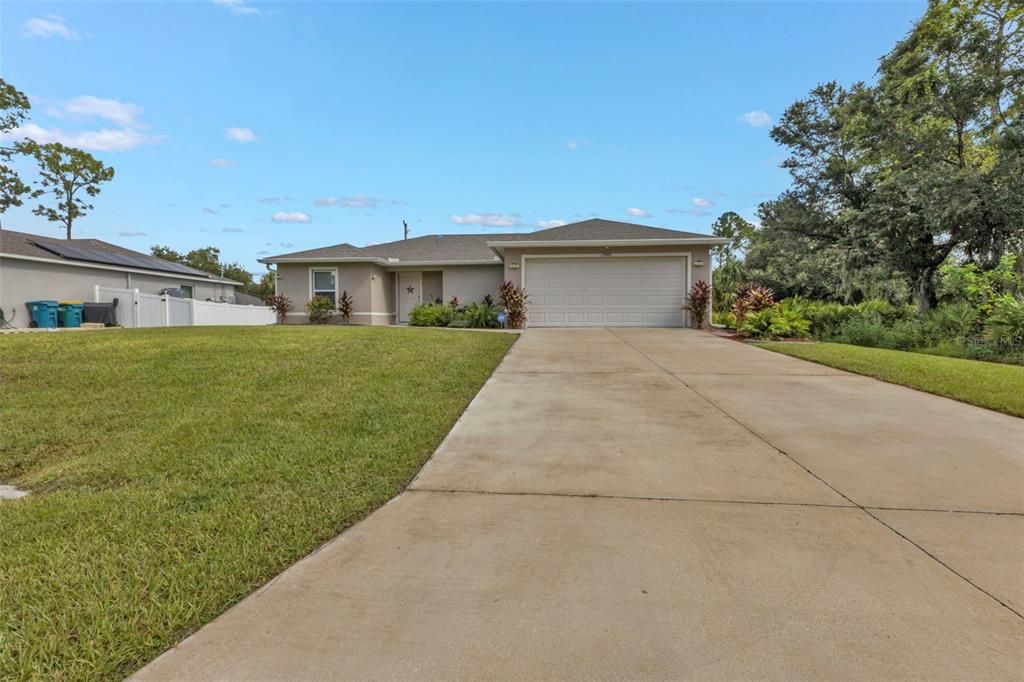 For Sale: $295,000 (3 beds, 2 baths, 1294 Square Feet)