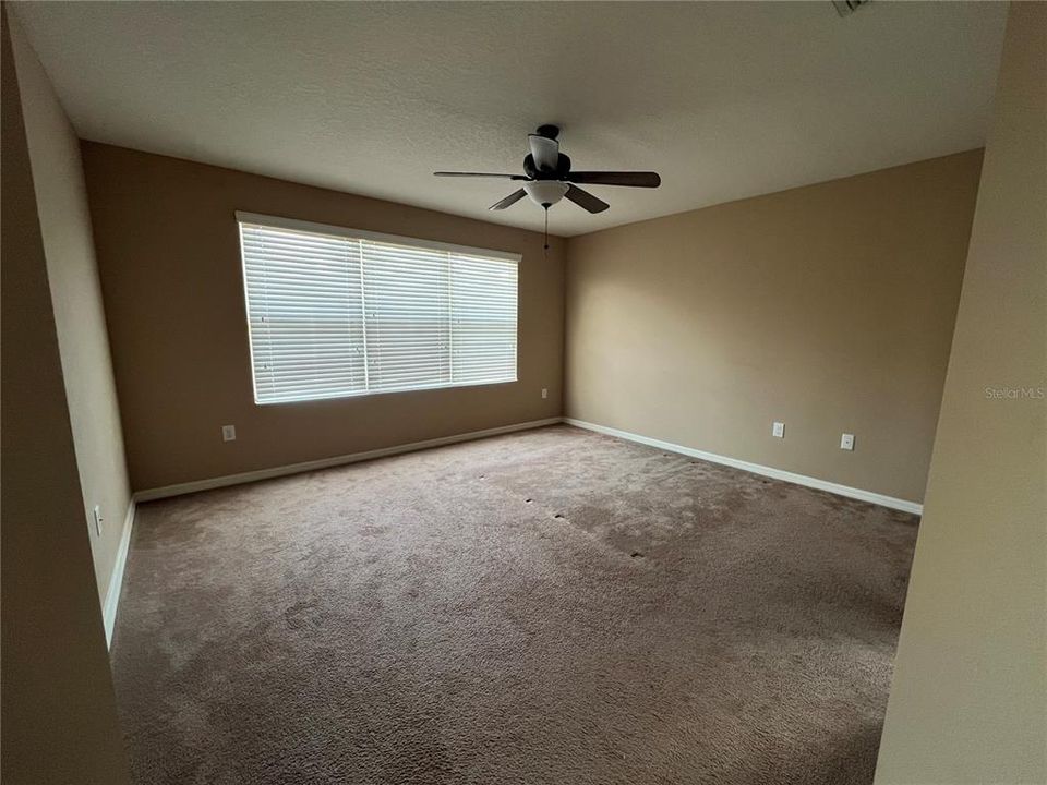 For Rent: $3,000 (4 beds, 2 baths, 2234 Square Feet)