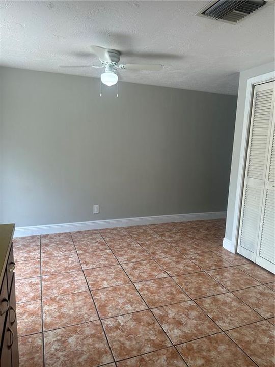 For Rent: $1,600 (2 beds, 2 baths, 800 Square Feet)