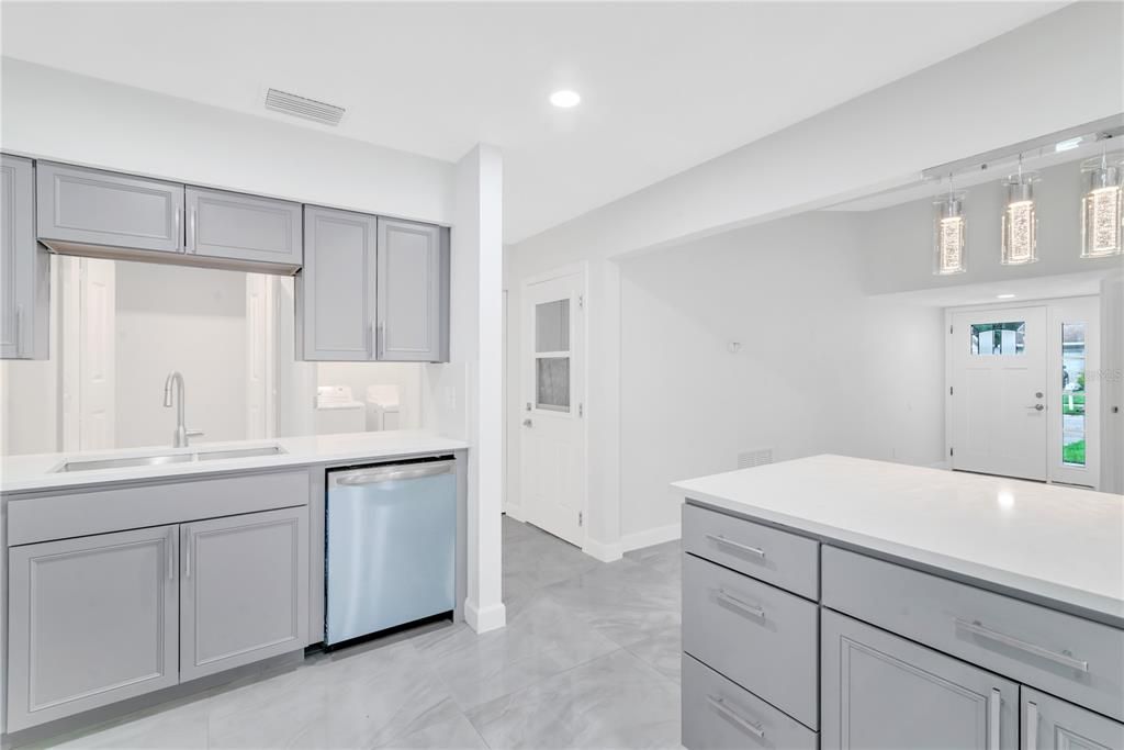 For Sale: $525,000 (3 beds, 2 baths, 1485 Square Feet)